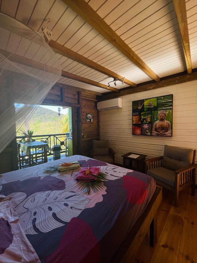 Gites Les Lodges Des Hauts De Десе Екстериор снимка